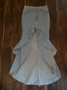 SHEIN Light Blue High-Low Ruffled Denim Skirt